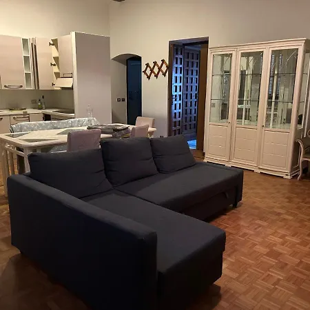 Tirotti Apartment *